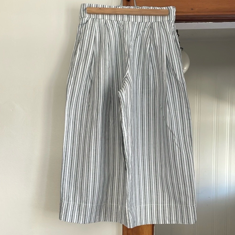 GAP Linen Blend Wide Leg Stripe Cropped Pants Sz 4 - Picture 2 of 8